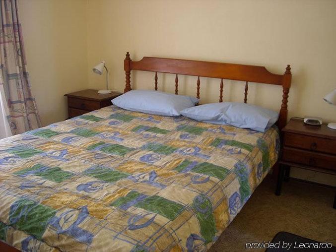 Maroochy Waterfront Motel Sunshine Coast Room photo