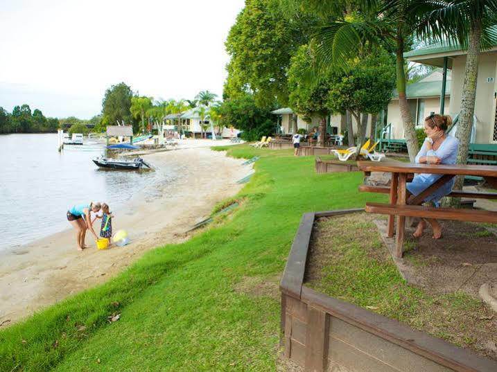 Maroochy Waterfront Motel Sunshine Coast Exterior photo