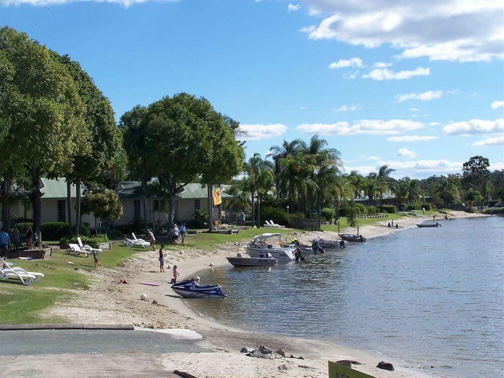 Maroochy Waterfront Motel Sunshine Coast Exterior photo